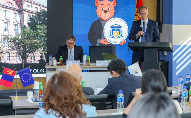 Шүүхэд хэргийн үйл баримт тогтоох арга зүй сэдэвт сургалт эхэллээ