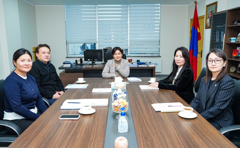 2026 онд Шүүхийн академид ажиллах шүүгч-судлаач нартаа судалгааны ажилд нь өндөр амжилт хүсье.